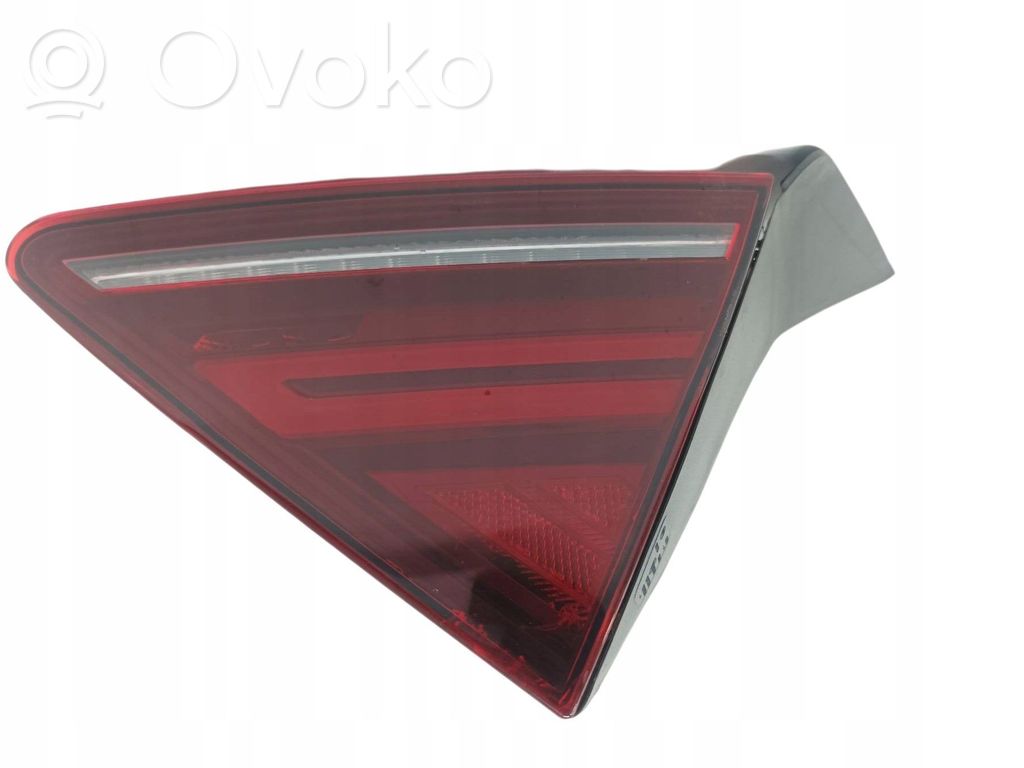 Lampa tylna   4G8945094H