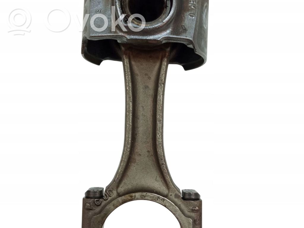 Ford Mondeo MK V Pistón con biela 
