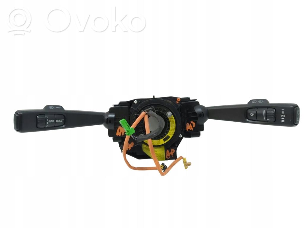Volvo V50 Manetka / Przełącznik kierunkowskazów wycieraczek 