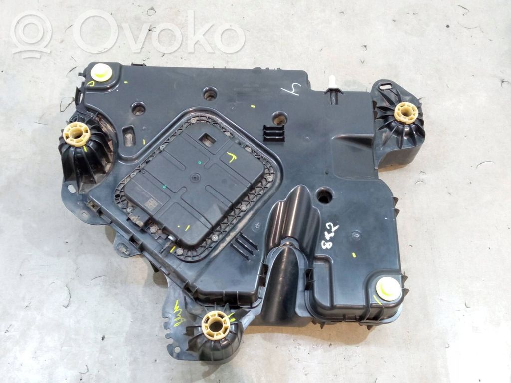 Toyota Proace AdBlue-nestesäiliö 