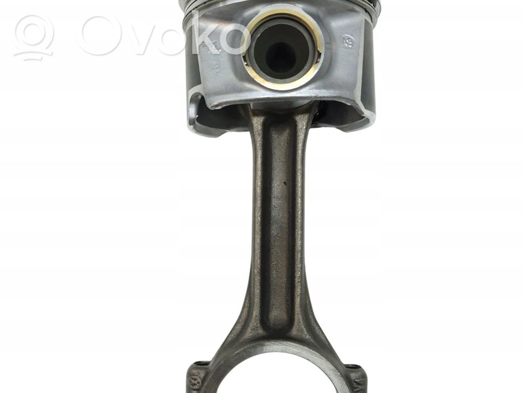 Skoda Superb B8 (3V) Pistón con biela 