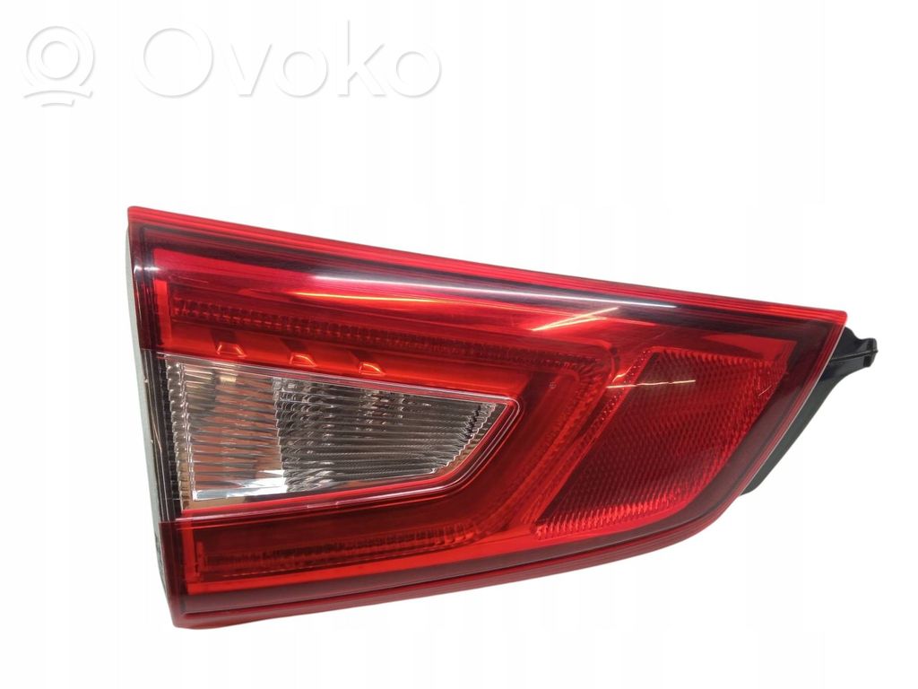 Nissan Qashqai Luci posteriori
