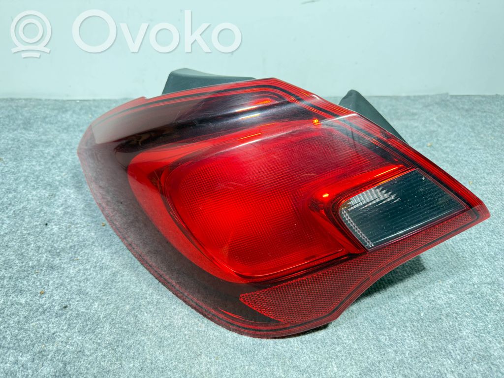 Rear/tail lights   39068622,0287404339,460034366
