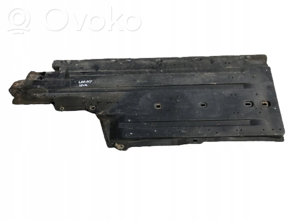 Subaru Legacy Center/middle under tray cover 