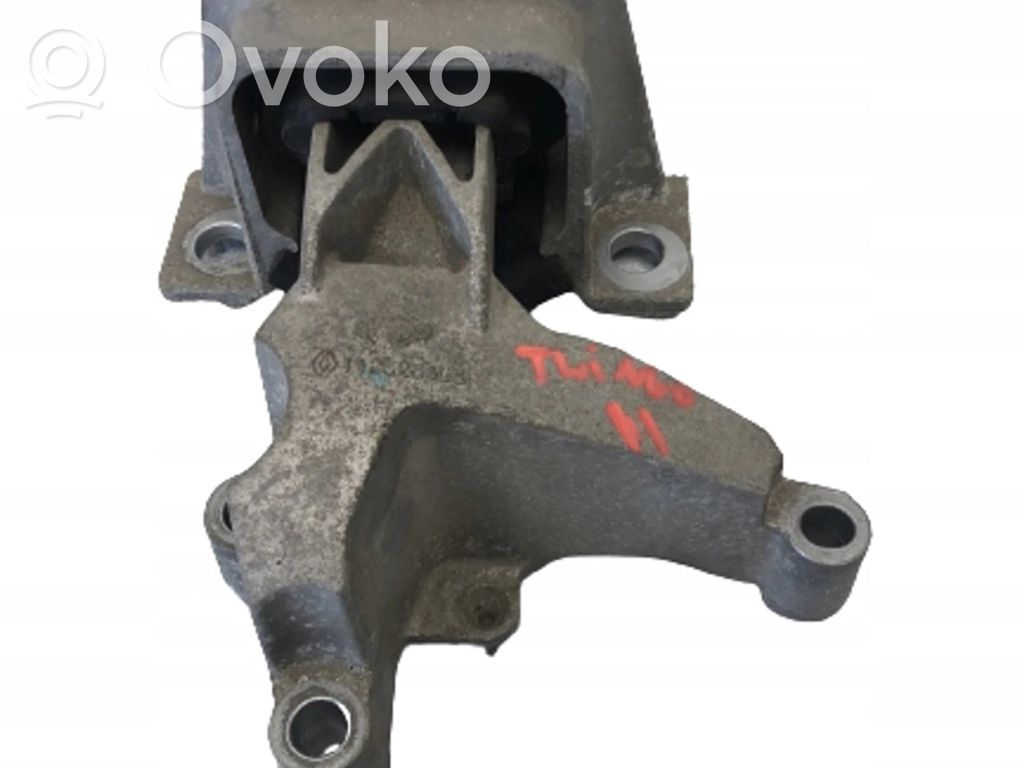 Renault Twingo II Engine mount bracket 