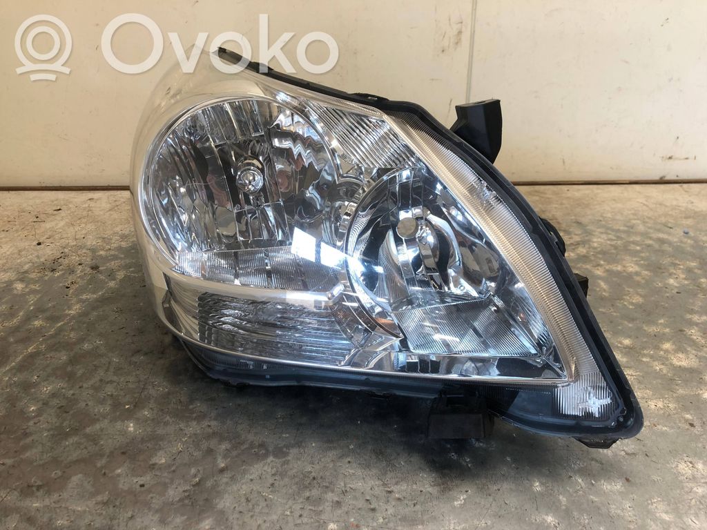 Toyota Verso Headlight/headlamp 