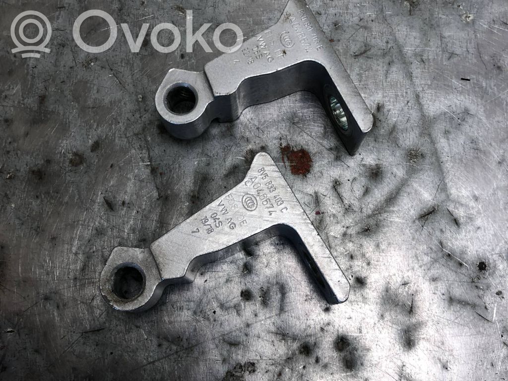 Zawias dolny drzwi tylnych   8X0831403EBILI,8X0831403E,8V5833403C