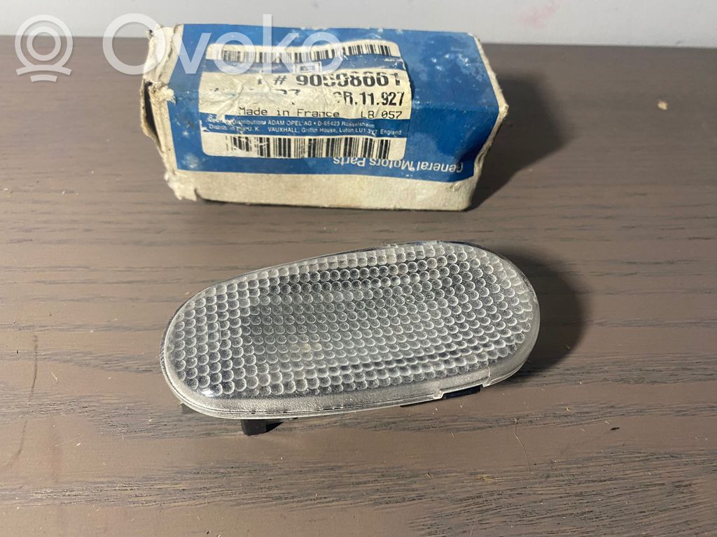 Opel Vectra B Kitas salono žibintas 