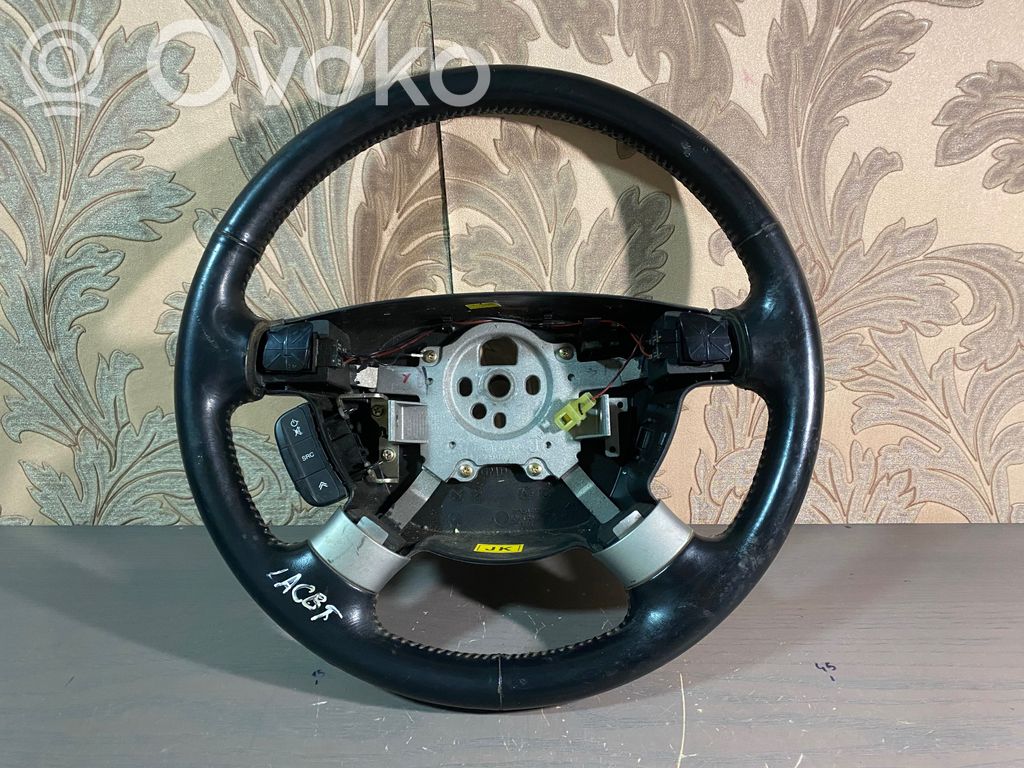 Chevrolet Lacetti Ohjauspyörä 