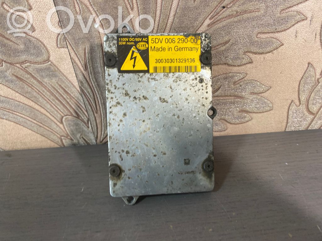 Mercedes-Benz E W211 Headlight ballast module Xenon 
