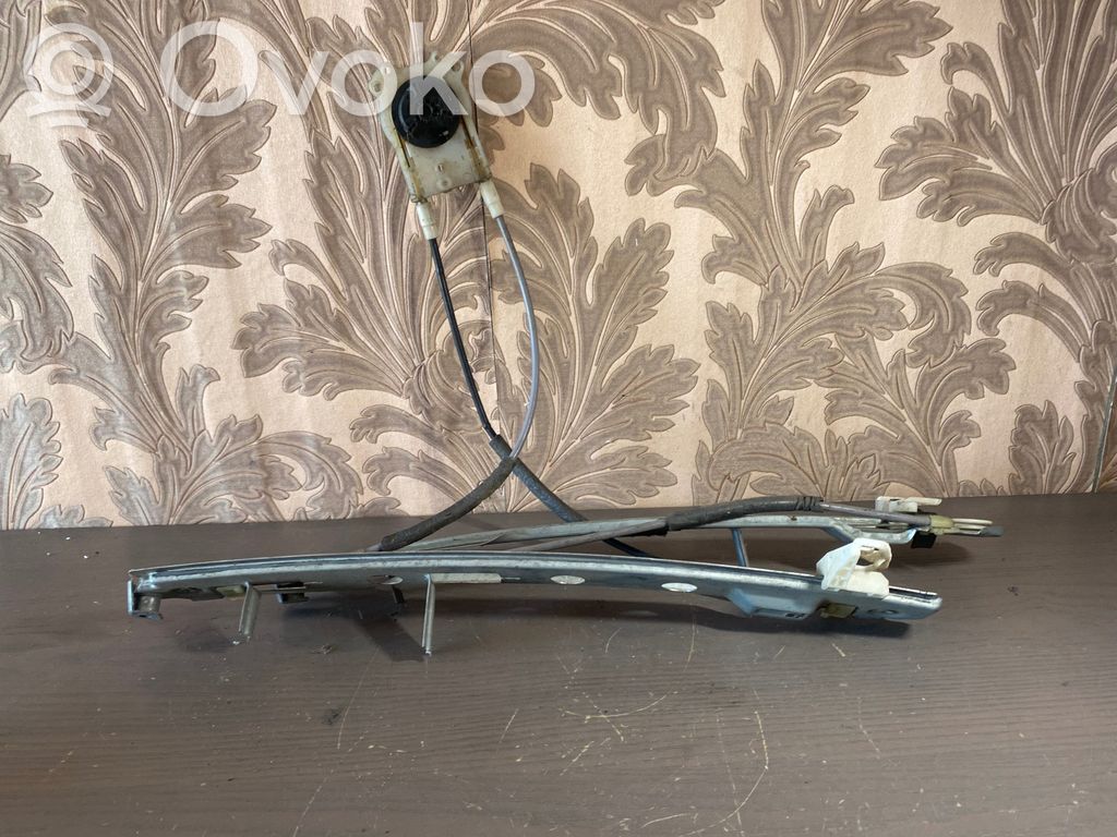 Renault Megane II Front window lifting mechanism without motor 