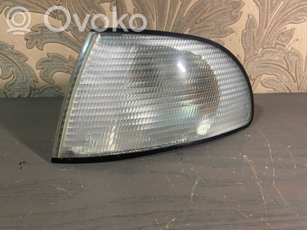 Audi A4 S4 B5 8D Frontblinker 