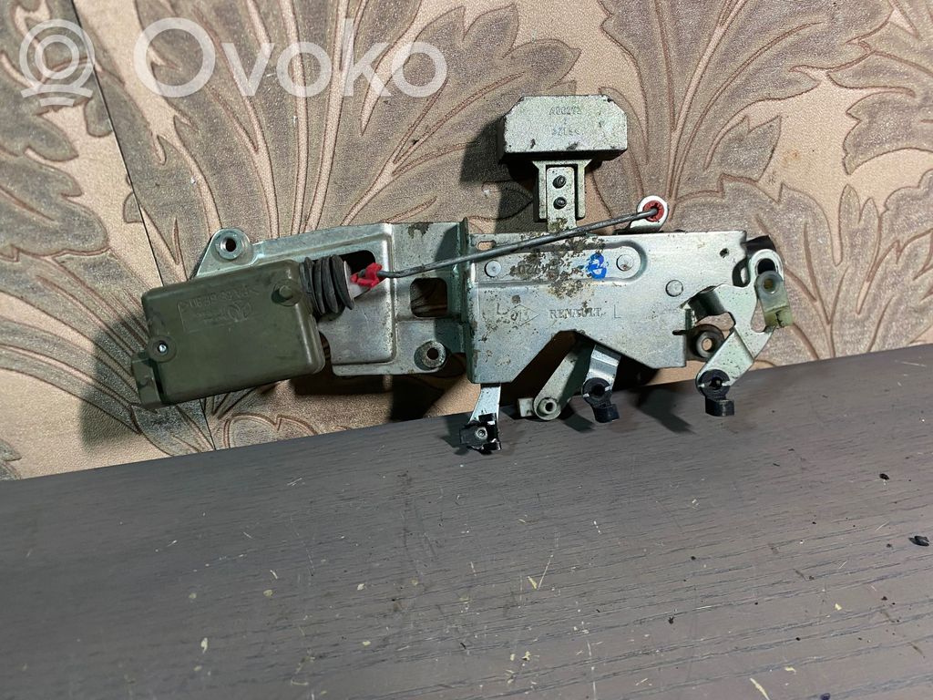 Renault Master II Sliding door lock 