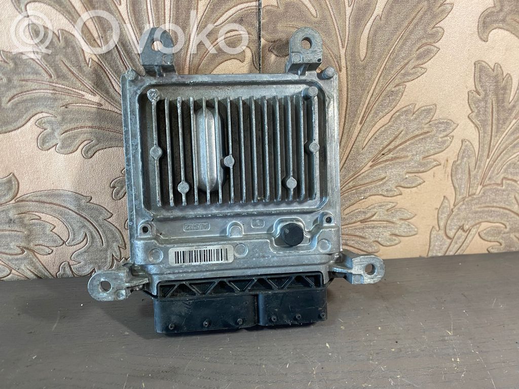 Mercedes-Benz C W204 Engine control unit/module 