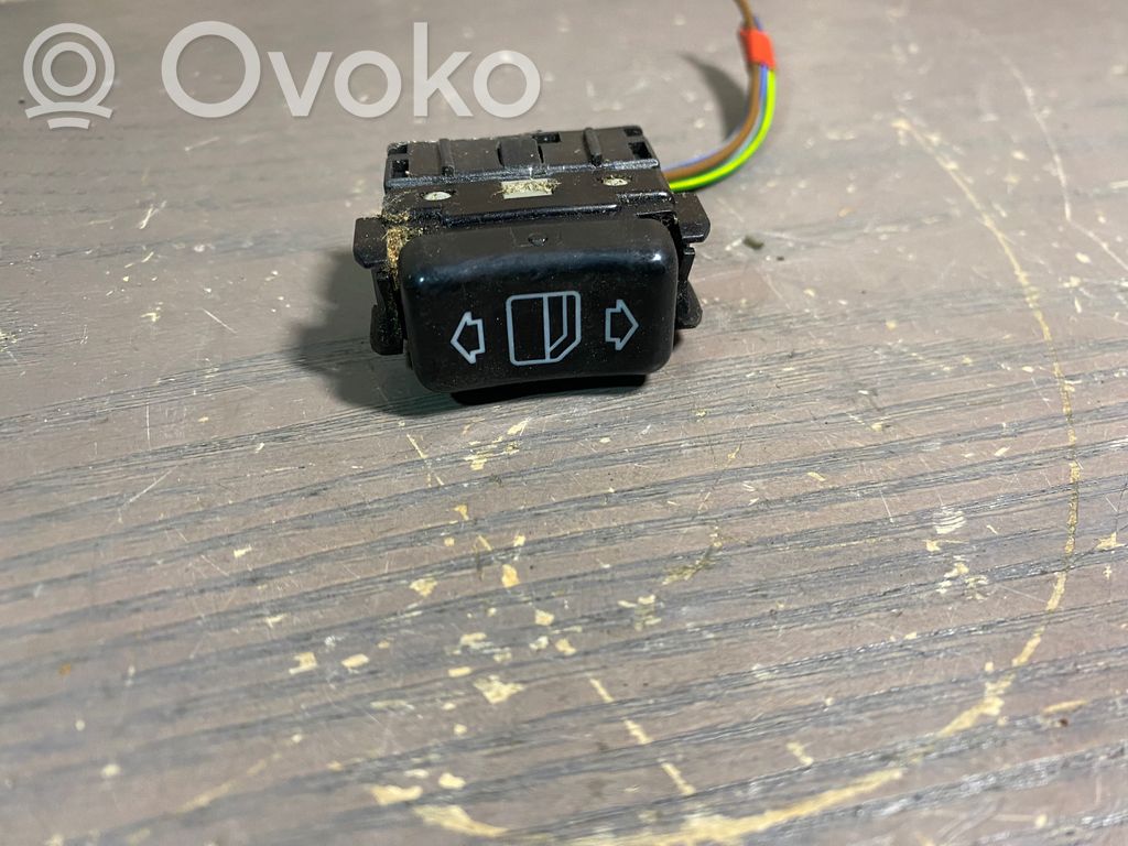 Mercedes-Benz E W124 Electric window control switch 