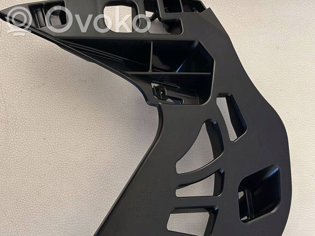 BMW 5 G30 G31 G38 Soporte del parachoques delantero 