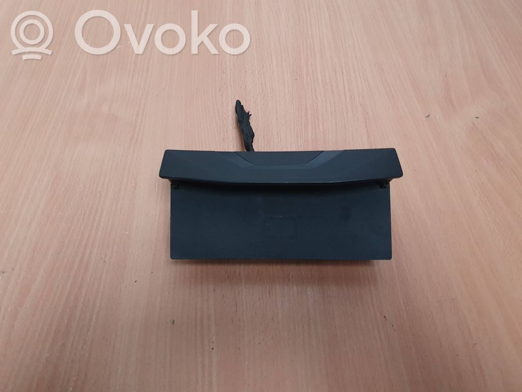 BMW 1 F40 Wireless charging module 