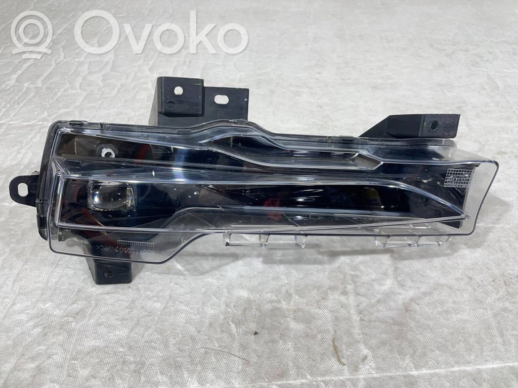 Tesla Model 3 Etusumuvalo 