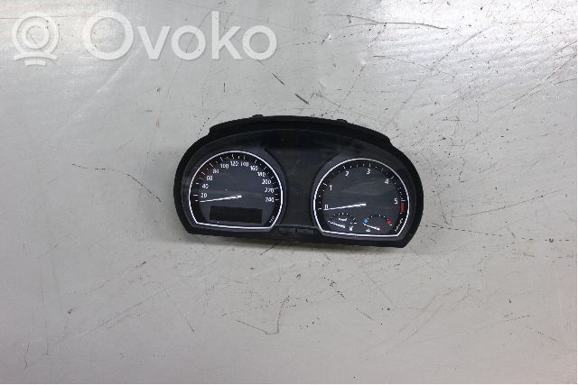 BMW X3 E83 Speedometer (instrument cluster) 