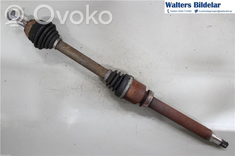 Volvo V50 Priekinis pusašis 