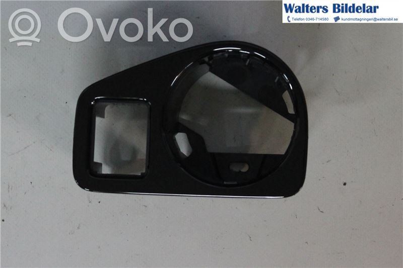 Volkswagen Golf VII Element deski rozdzielczej 