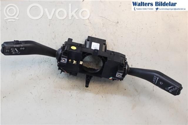 Volkswagen Up Interruptor/palanca de limpiador de luz de giro 