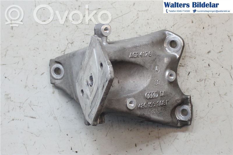 Audi R8 42 Engine mounting bracket 