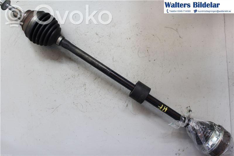 Volkswagen Golf VII Półoś przednia 