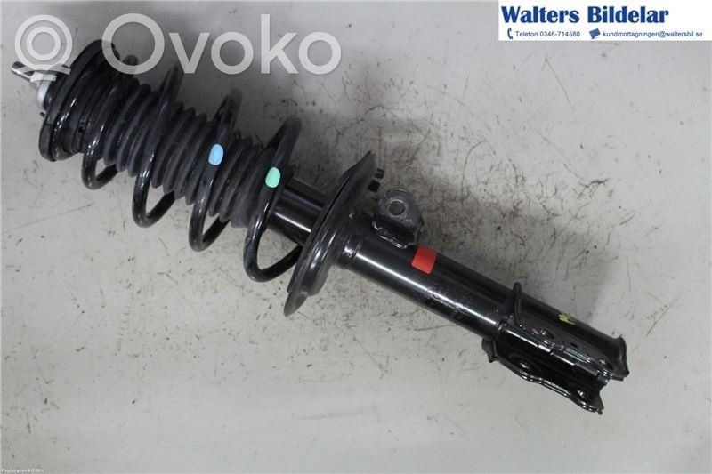 Toyota Yaris Ansamblu amortizor cu arc față 