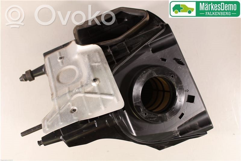 Obudowa filtra powietrza   80A133837AK,80A133835AE,80A133835AE
