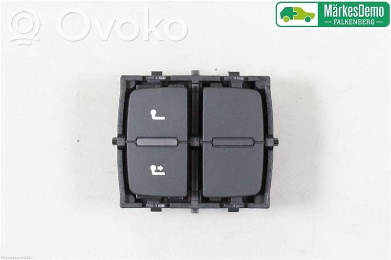 Przycisk chowanego haka holowniczego   4M0959511D,4M0959511D,4M0959511D