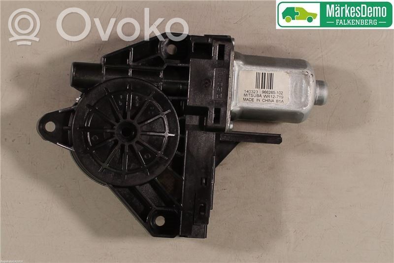 Volvo S60 Silniczek podnoszenia szyby drzwi tylnych 