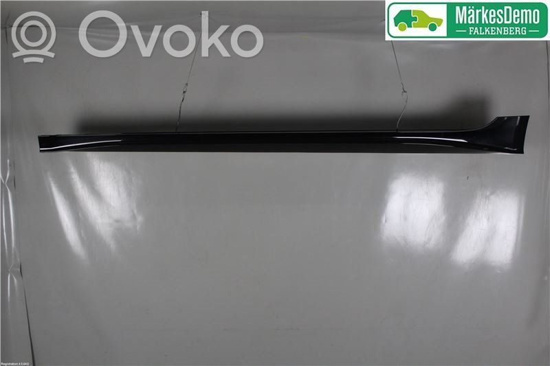 Audi A5 Sill 