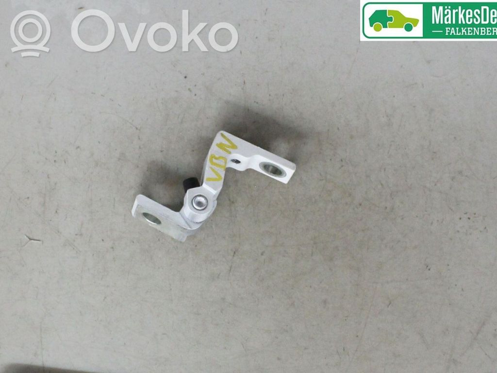 Audi A4 S4 B9 8W Zawias dolny drzwi tylnych 