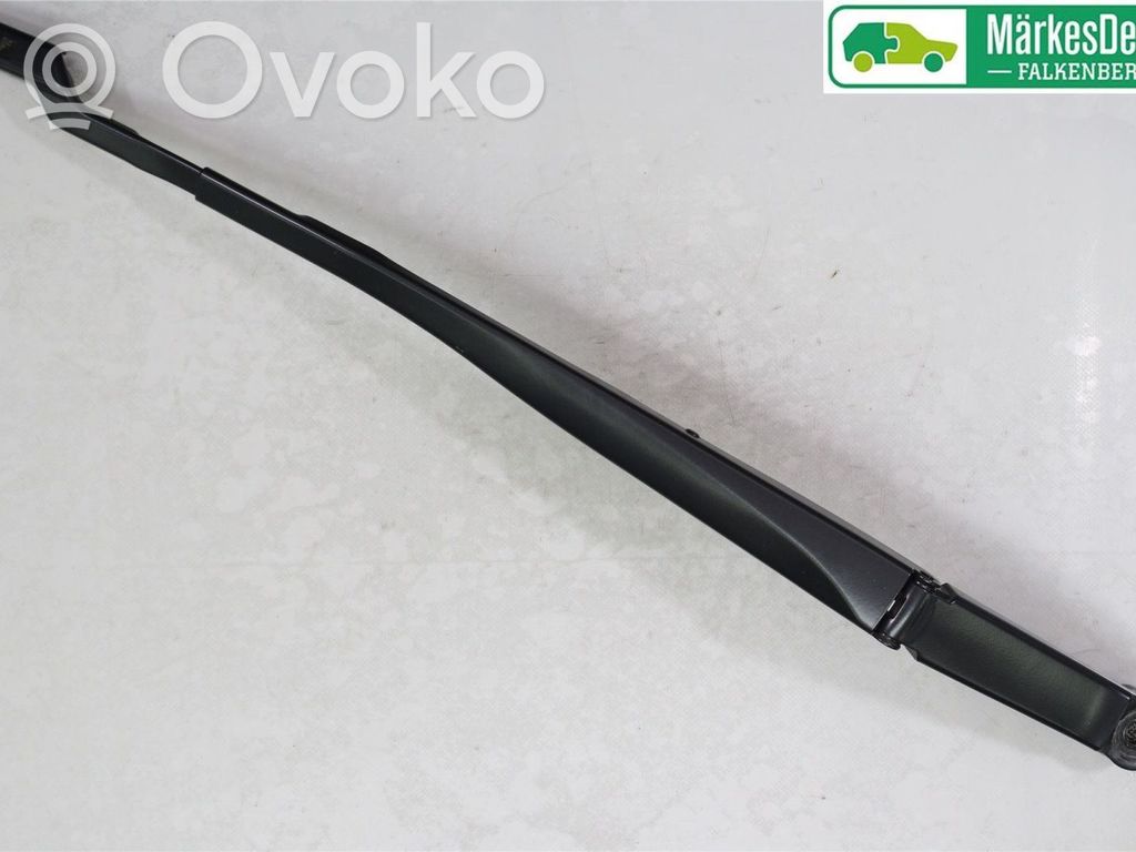 Toyota C-HR I Front wiper blade arm 
