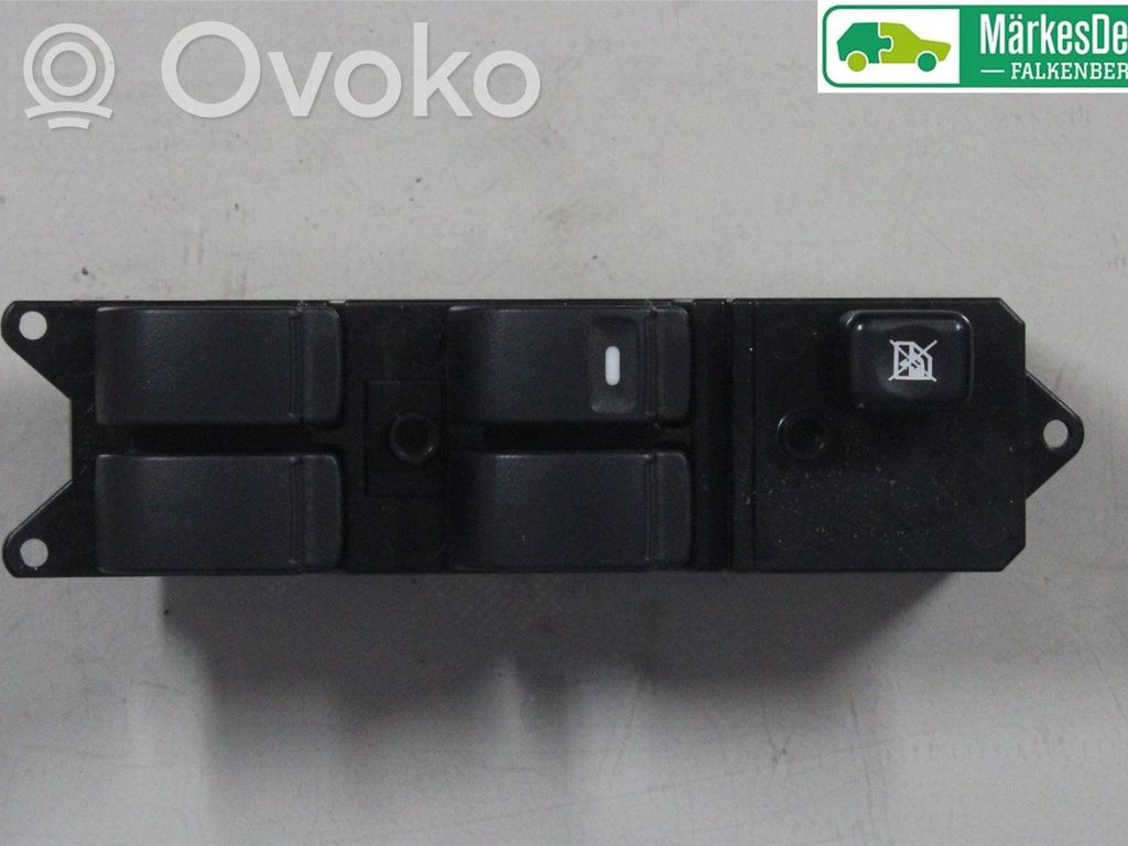Mitsubishi L200 Interrupteur commade lève-vitre