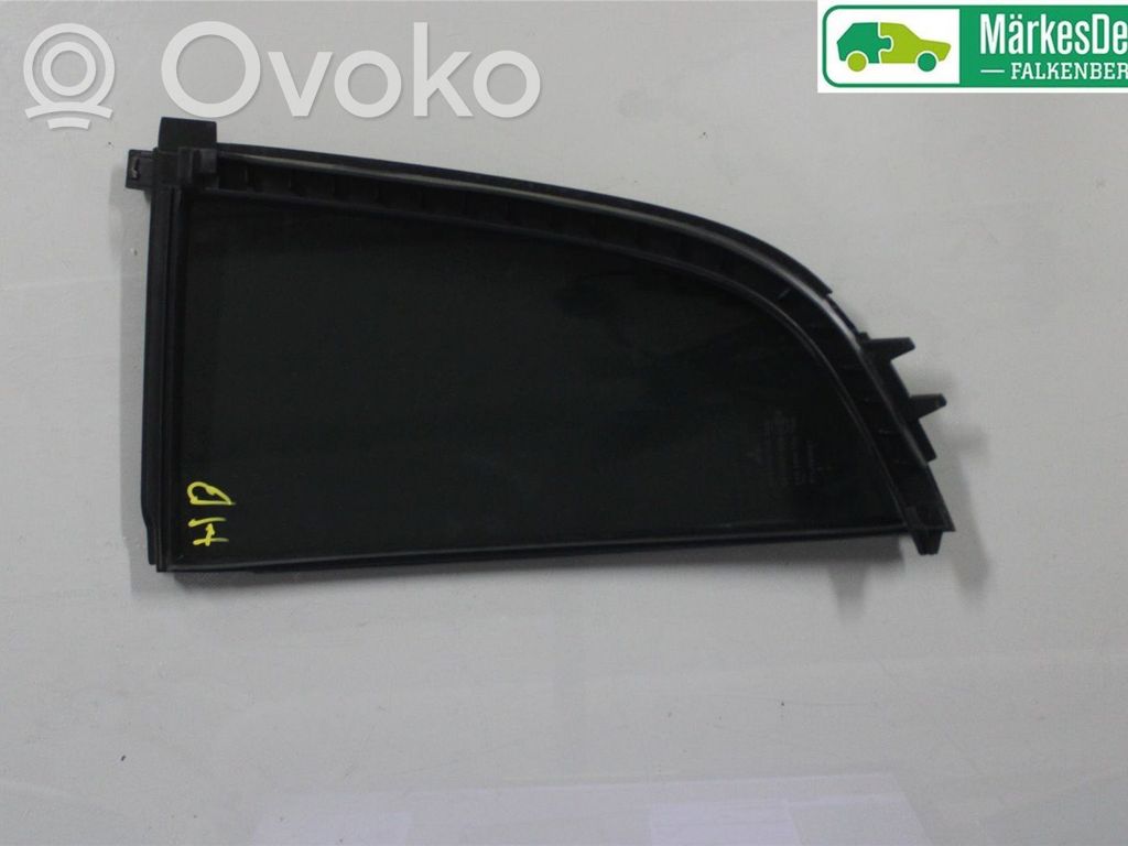 Mitsubishi L200 Ventanilla de ventilación de la puerta trasera 