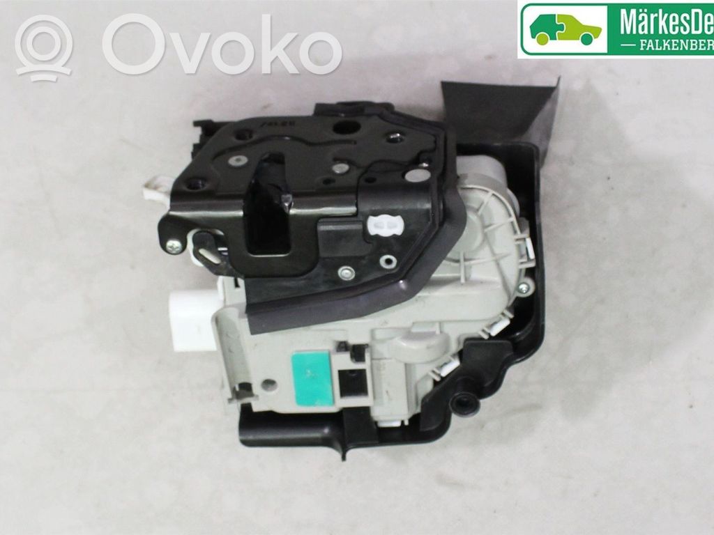Audi A4 S4 B9 8W Serratura portiera anteriore