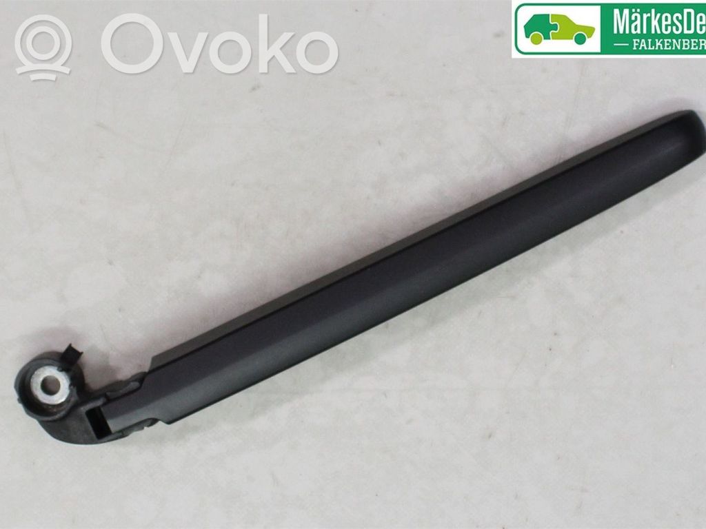 Audi A4 S4 B9 8W Ramię wycieraczki szyby tylnej 