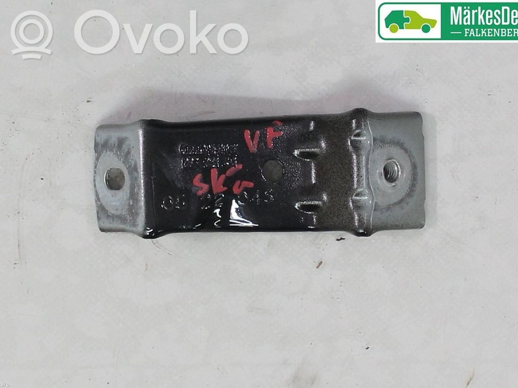 Audi Q5 SQ5 FY Lokasuojan kannake 