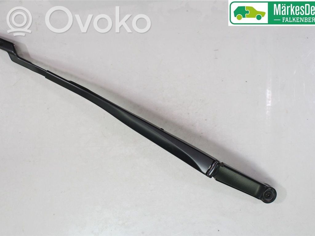 Toyota C-HR I Front wiper blade arm 