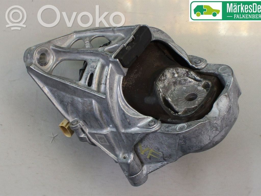 Audi Q5 SQ5 FY Engine mount bracket 