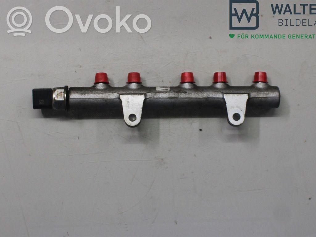 Hyundai H-1, Starex, Satellite Listwa wtryskowa 