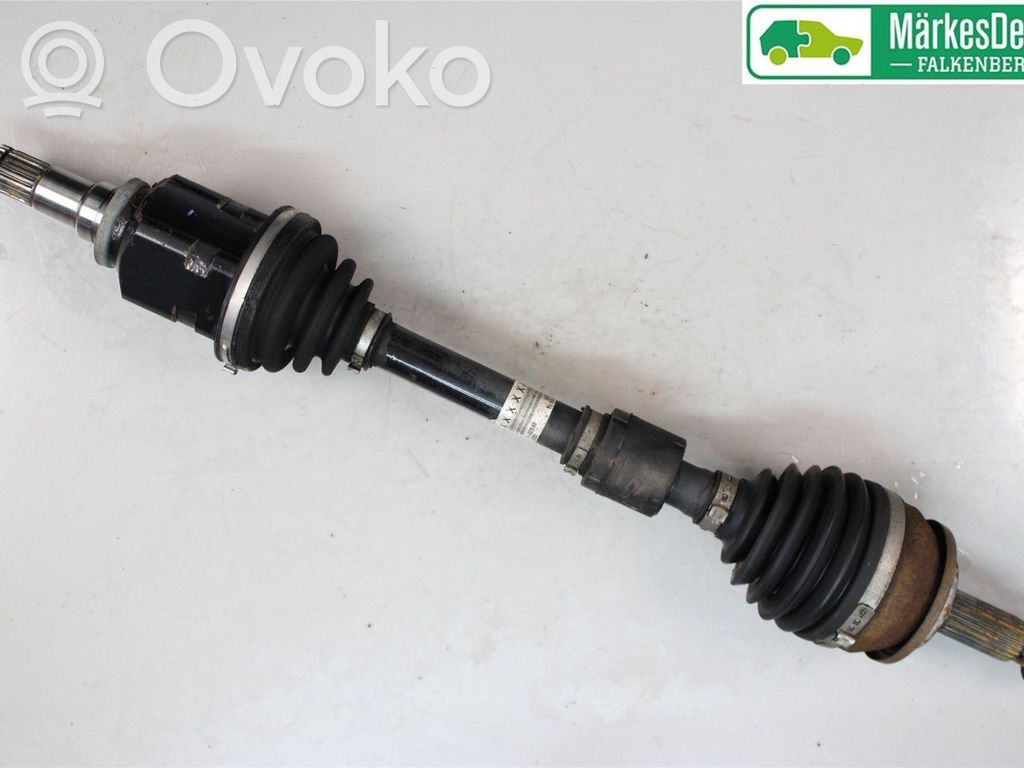 Toyota Auris E180 Eje de transmisión delantero 