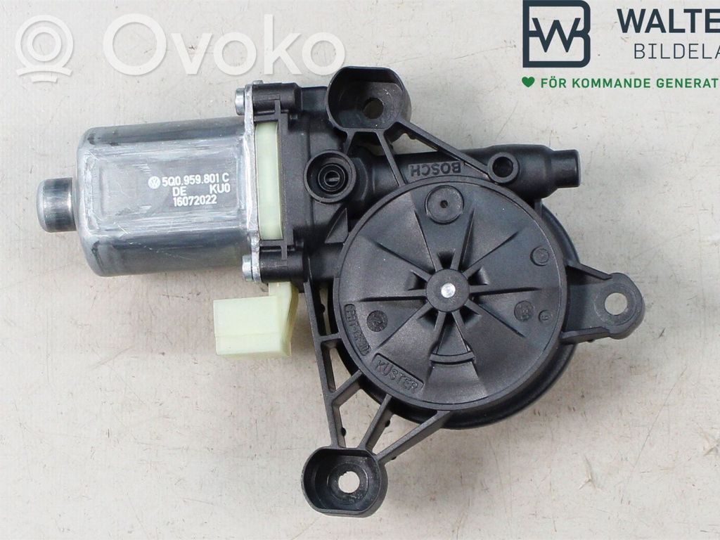 Audi Q3 F3 Moteur de lève-vitre de porte avant