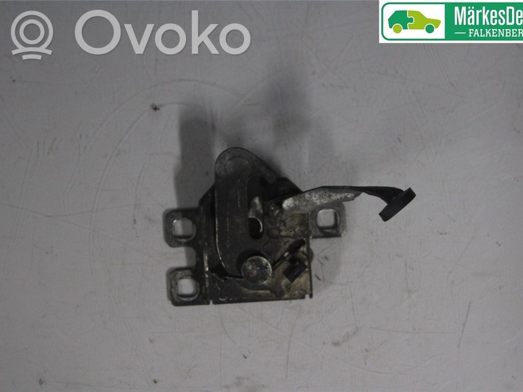 Opel Combo D Dzinēja pārsega slēdzenes cilpa 