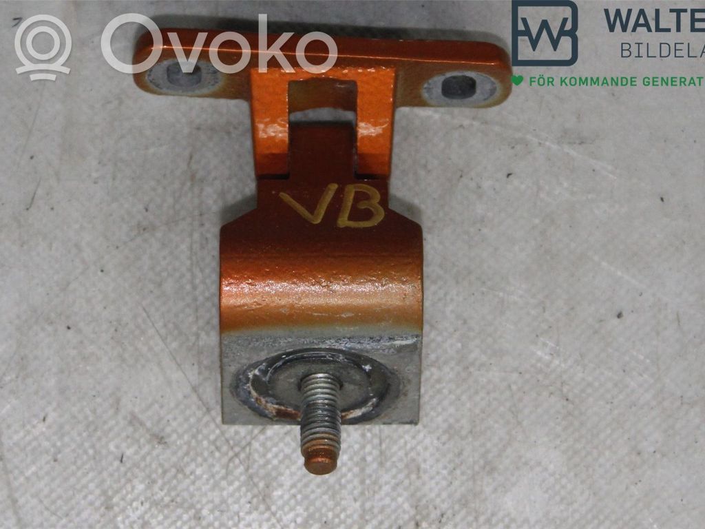 Audi Q3 8U Tailgate/trunk/boot hinge 