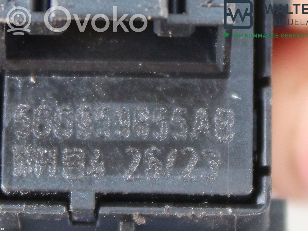 Volkswagen Caddy Comutator comandă geamuri electrice 