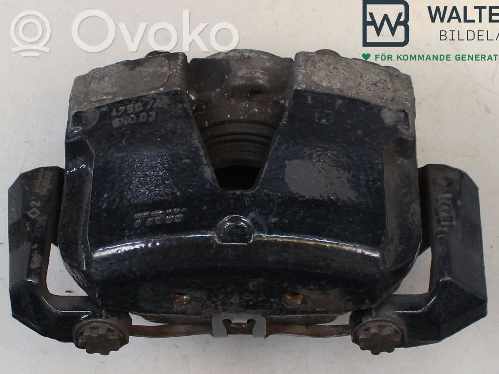 Audi A4 S4 B8 8K Etujarrusatula 