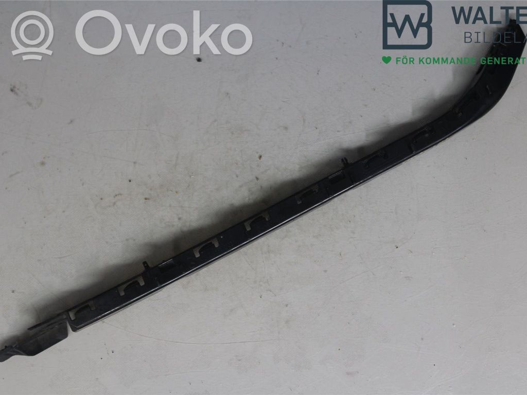 Mercedes-Benz E W212 Staffa di rinforzo montaggio del paraurti posteriore